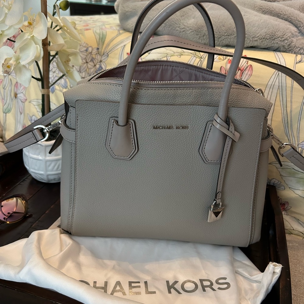 Michael Kors Elegant Gray Satchel